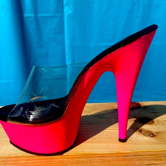 Pleaser Platforms size 5 on bright pink soles - Picture 2 of 7